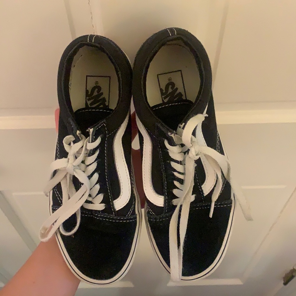 Black vans